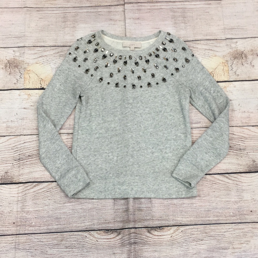 😍LOFT Gray Long Sleeve Sweater Gem Stone Detail size XS (0/2)